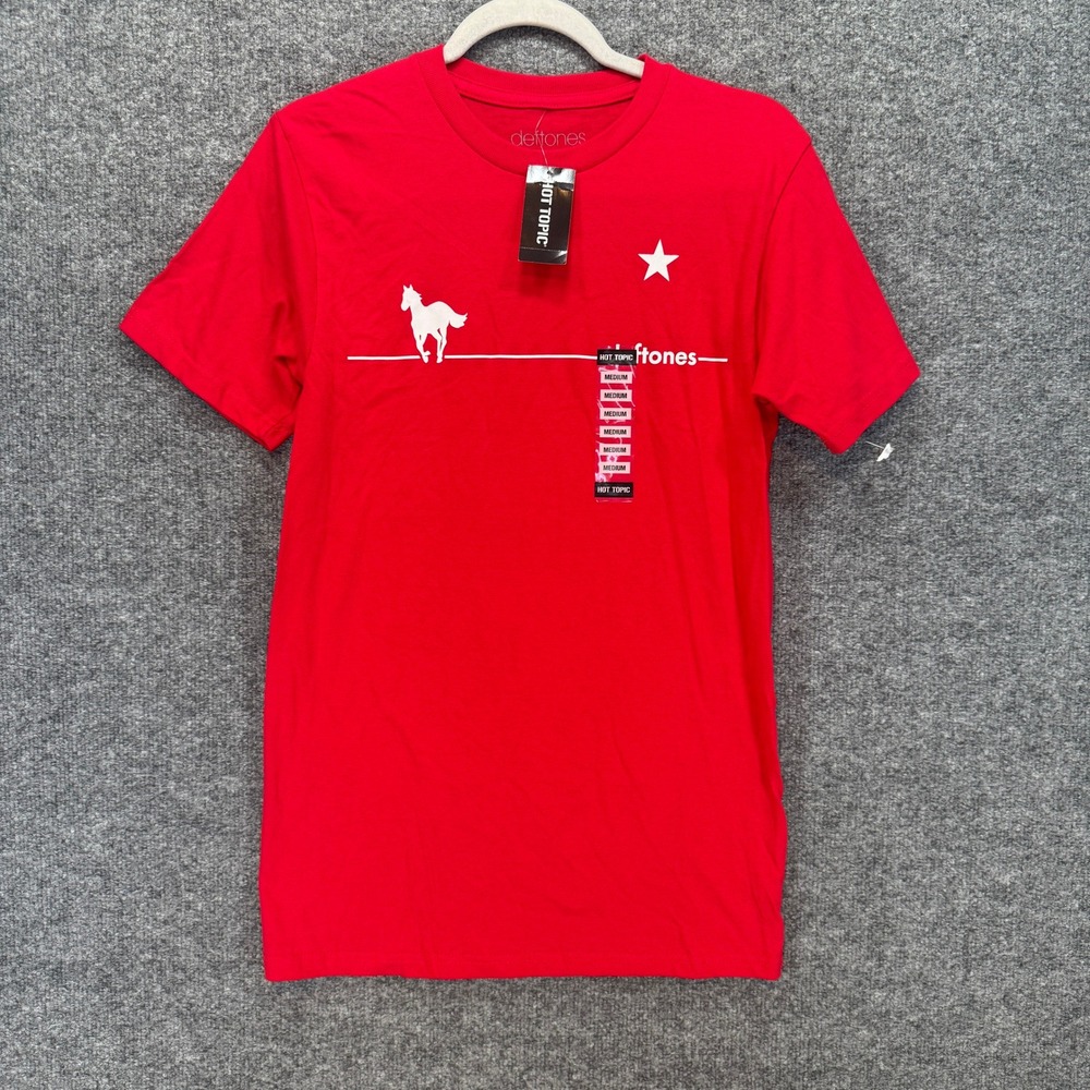 Deftones Tshirt Mens Medium Red White Pony Graphic Star Band Tee Hot Topic NEW